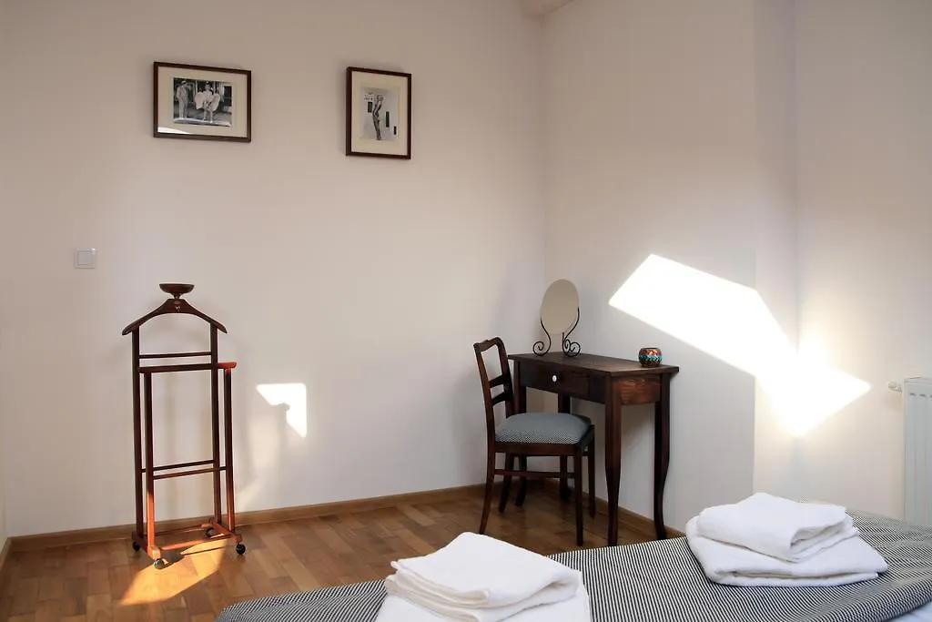 Apartament Designer Apt In The Heart Of Krakow 4Th Floor No Lift Polska